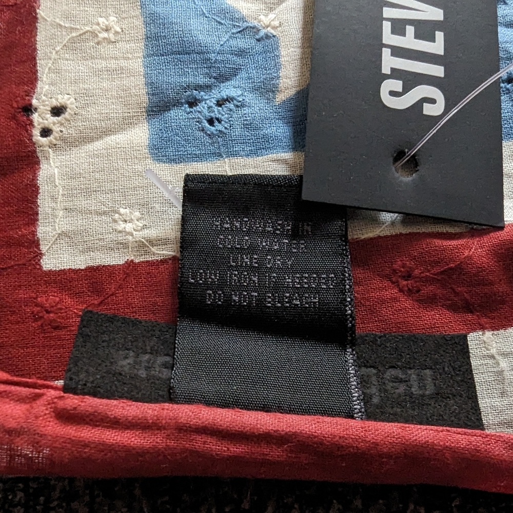 Steve Madden Stars And Stripes 🇺🇸 Bandana Square Scarf - Picture 5 of 6